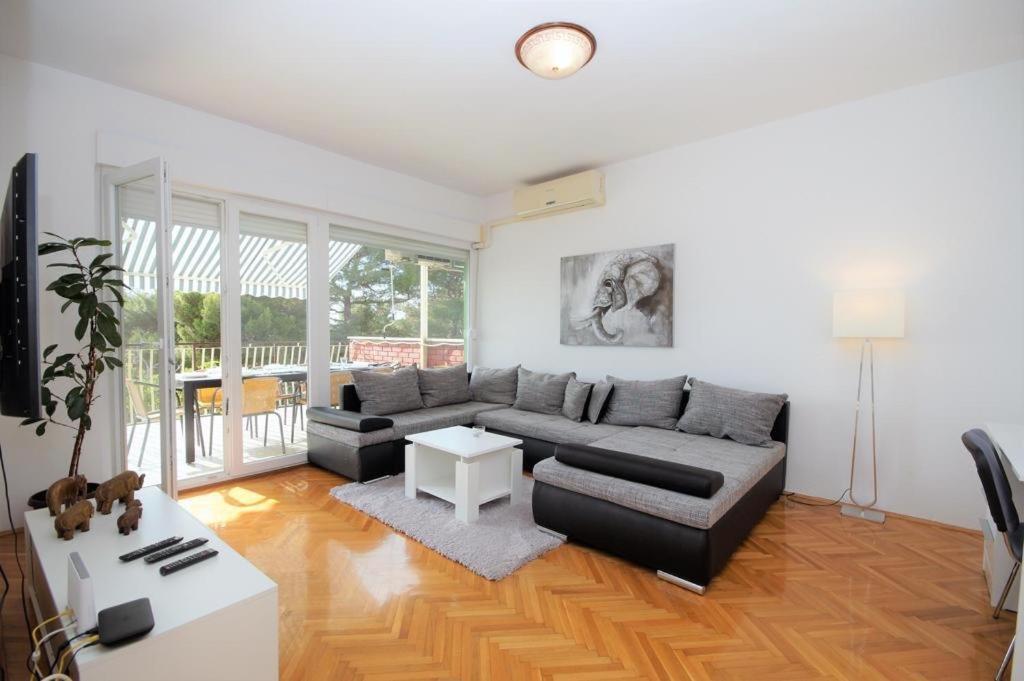 PUY Apartment Deni מראה חיצוני תמונה