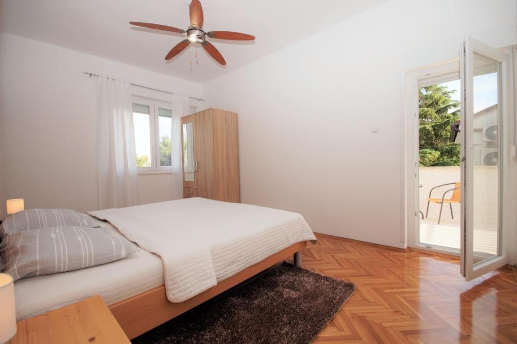 PUY Apartment Deni מראה חיצוני תמונה