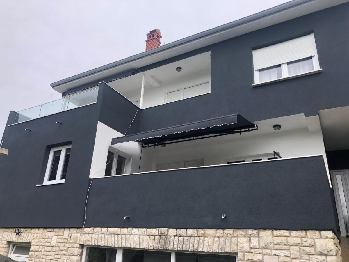 PUY Apartment Deni מראה חיצוני תמונה