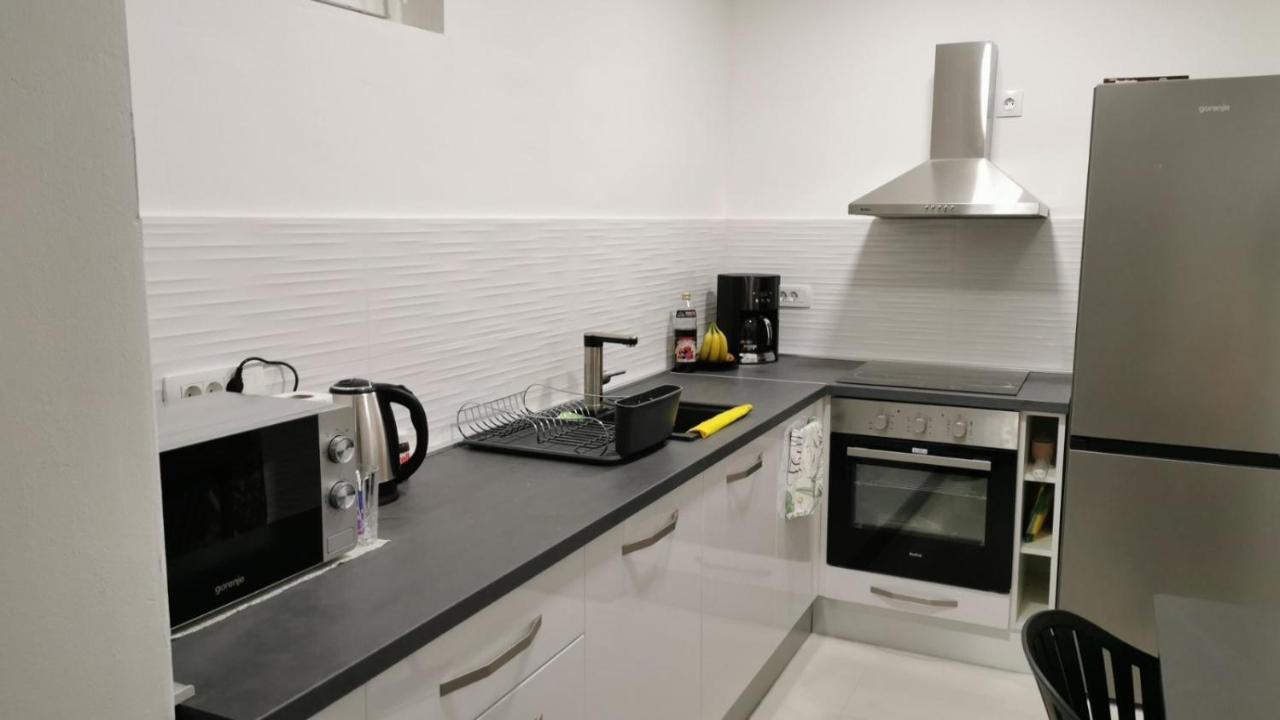 PUY Apartment Deni מראה חיצוני תמונה