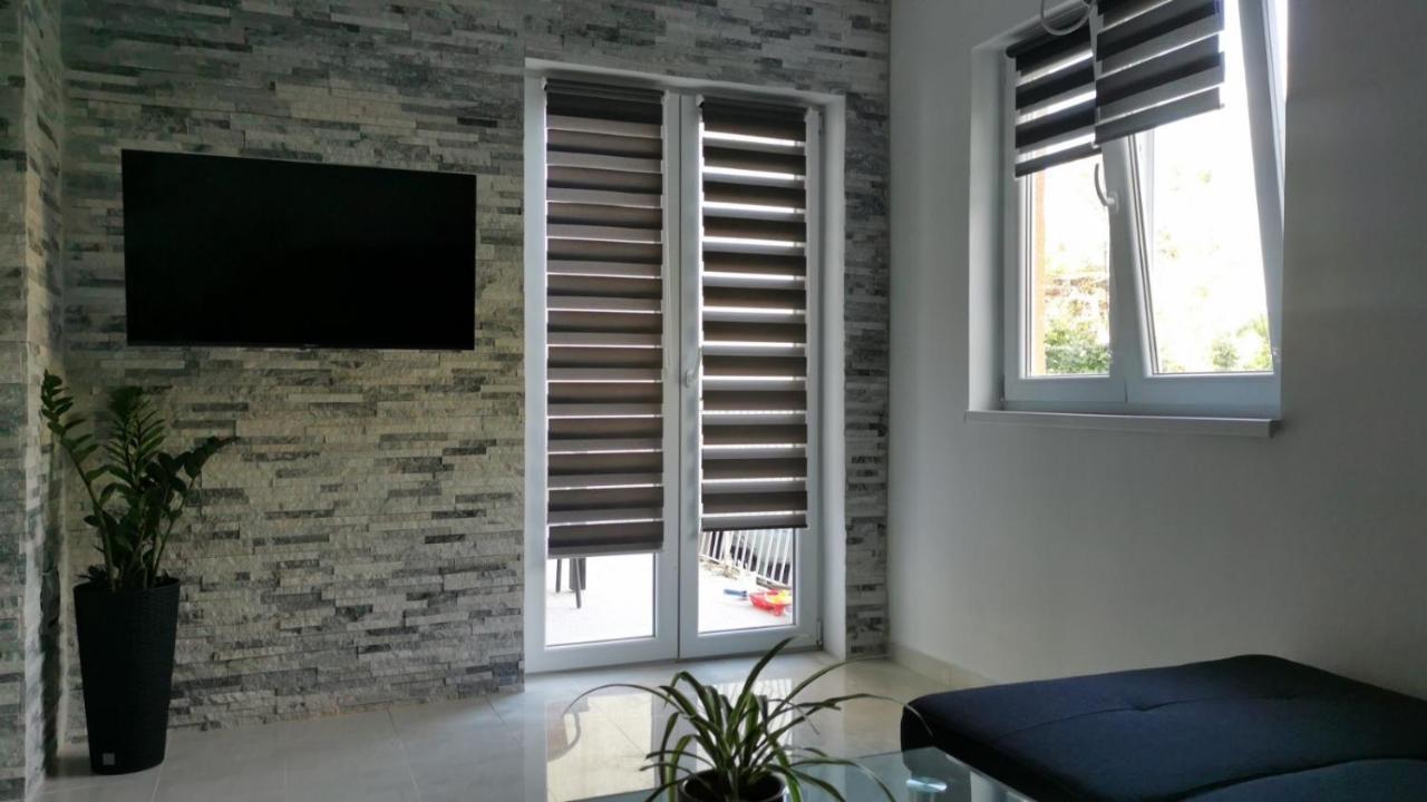 PUY Apartment Deni מראה חיצוני תמונה